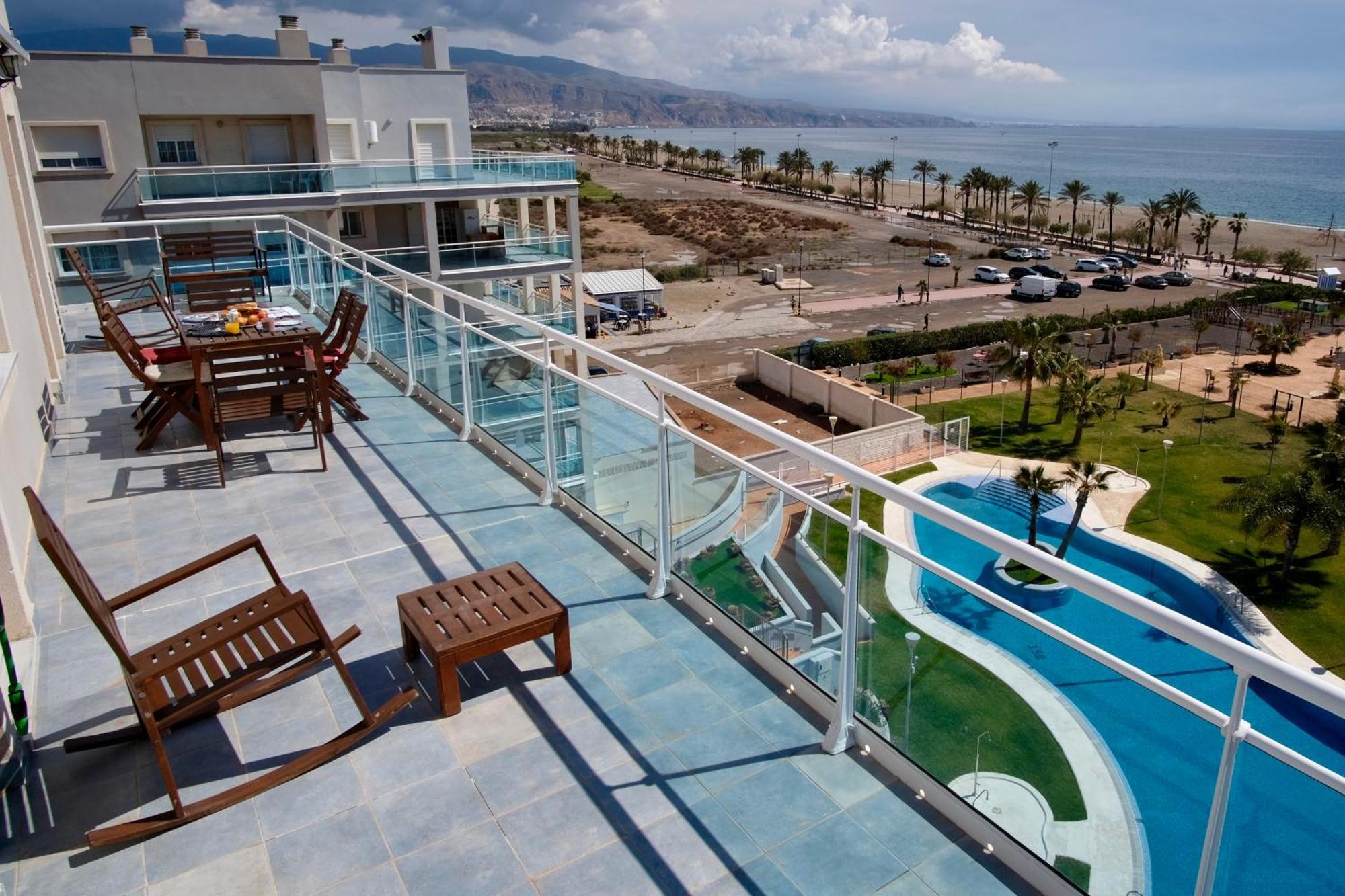 Seafront Penthouse Almeria ロケタス・デ・マル エクステリア 写真